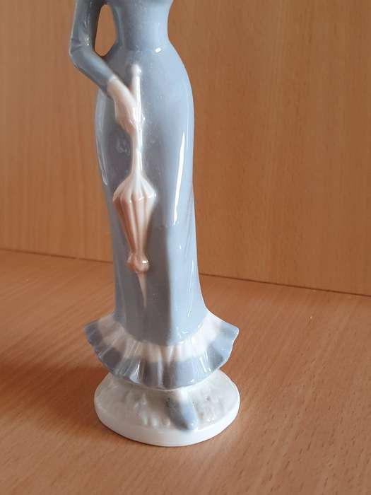 Blue & White Female Figurine