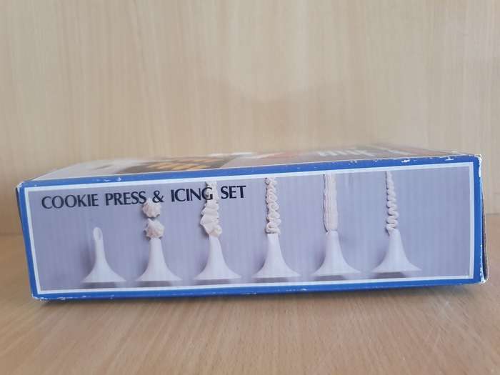 Cookie Press & Icing Set
