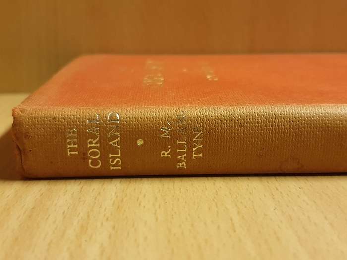 The Coral Island: R.M. Ballantyne (Hardcover)