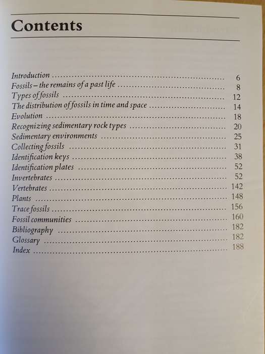 Practical Guide to Fossils : Richard Moody , PhD (Over 300 fossils identified) Hardcover