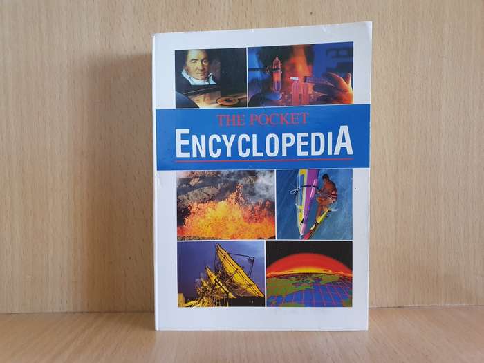 Geddes & Grosset - The Pocket Encyclopedia (Paperback)