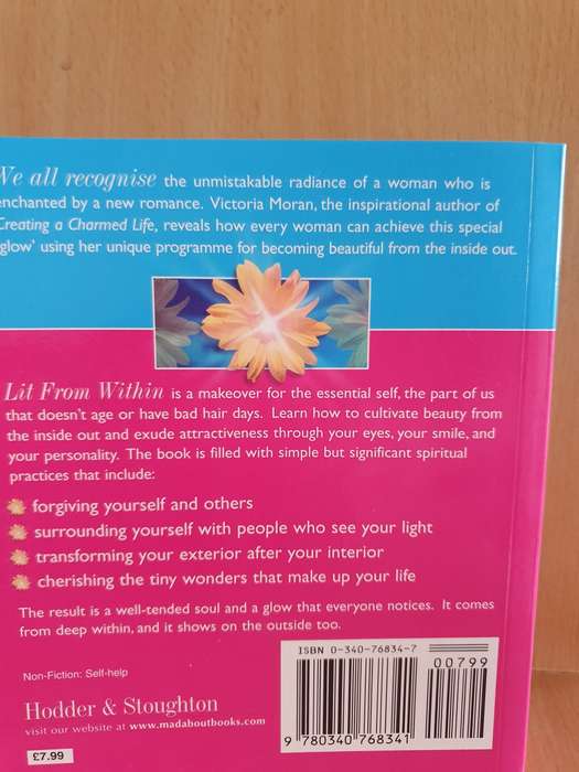 Lit from Within - Tending your soul for lifelong beauty: Victoria Moran (Paperback)