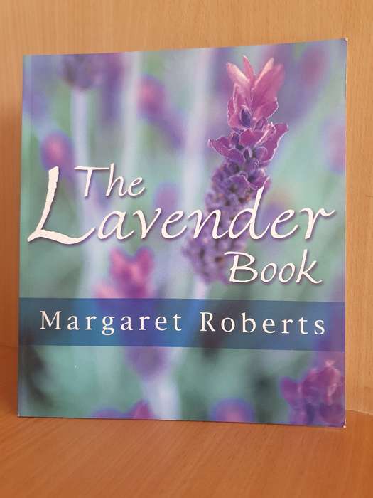The Lavender Book : Margaret Roberts (Paperback)
