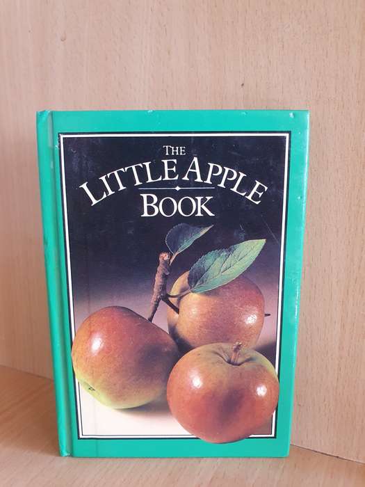 The Little Apple Book (Hardcover)