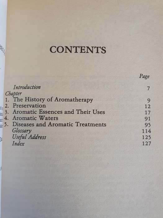 Aromatherapy - The use of plant essences in healing: Raymond Lautie, Andre Passebecq