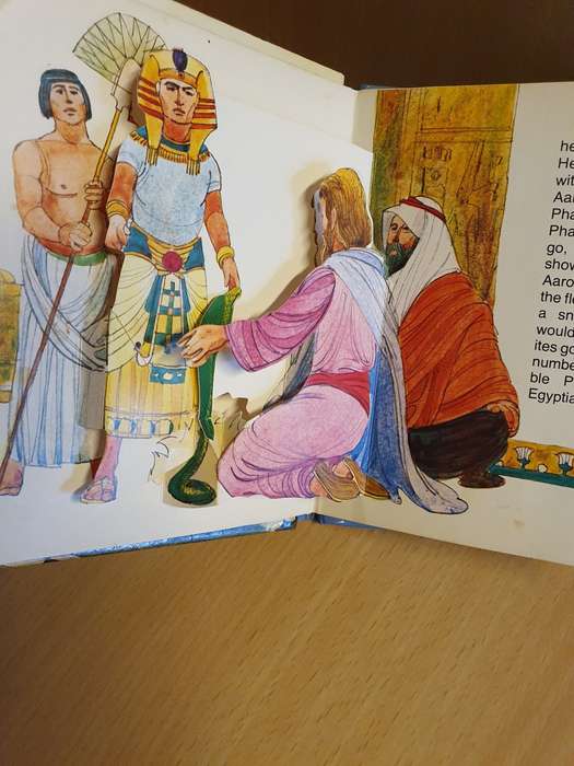The Story of Moses (A Collins Mini Pop-Up Book)