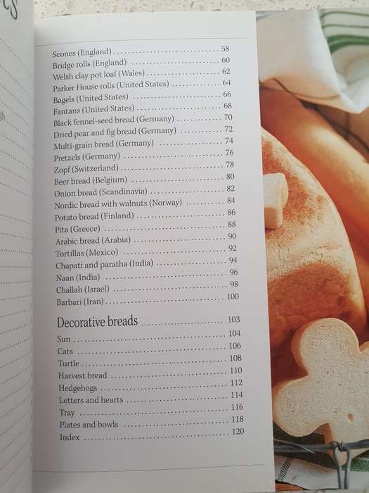 Classic Breads : Delicious Recipes from Around the World: Manuela Caldirola, Nicoletta Negri