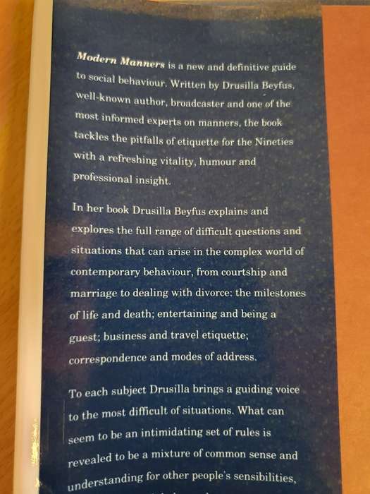 Modern Manners - The Essential Guide to Living in the 90`s : Drusilla Beyfus (Hardcover)