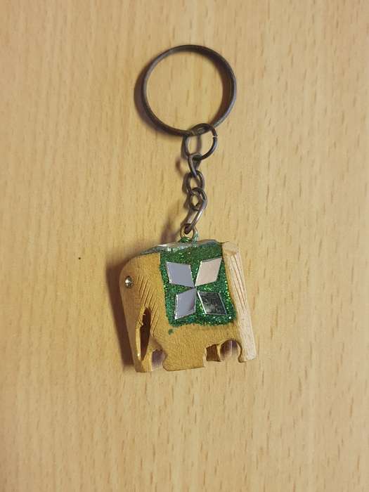 Small Wooden Elephant Figurine Keyring/Keychain