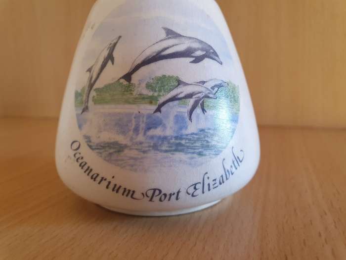 Souvenir Ceramic Vase - Oceanarium - Port Elizabeth (height 9cm width 10cm)
