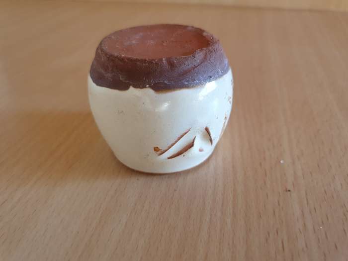Miniature Terracotta Vase/Planter - width 5cm height 5cm