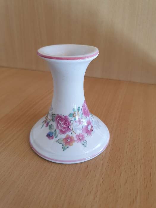 Pretty Floral Candle Holder - Made in Japan, Exclusively for Elizabeth Arden - height 9cm