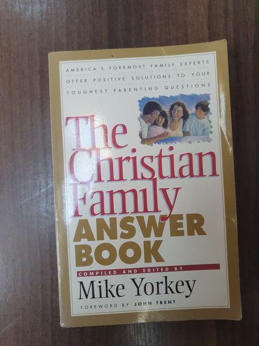 The Christian Family: Mike Yorkey (Paperback)