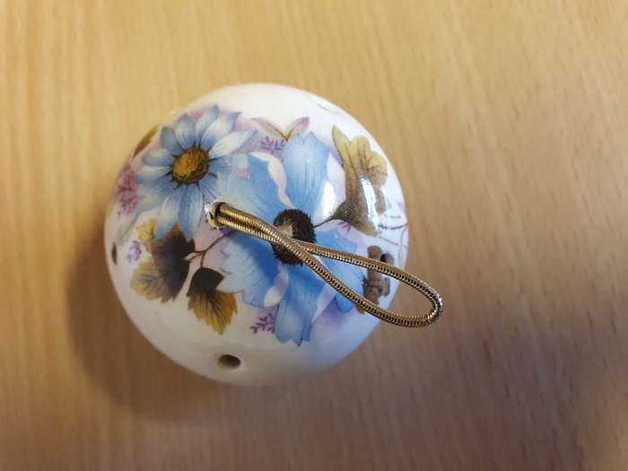 Small Vintage Ceramic Pomander/Pot Pourri Holder - width 6cm height 5cm