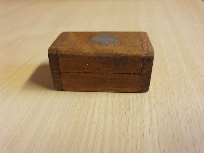 Small Wooden Trinket Box - 6cm x 4cm height 3cm