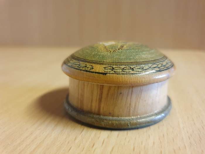 Small Round Wooden Trinket Holder - width 6cm height 3cm