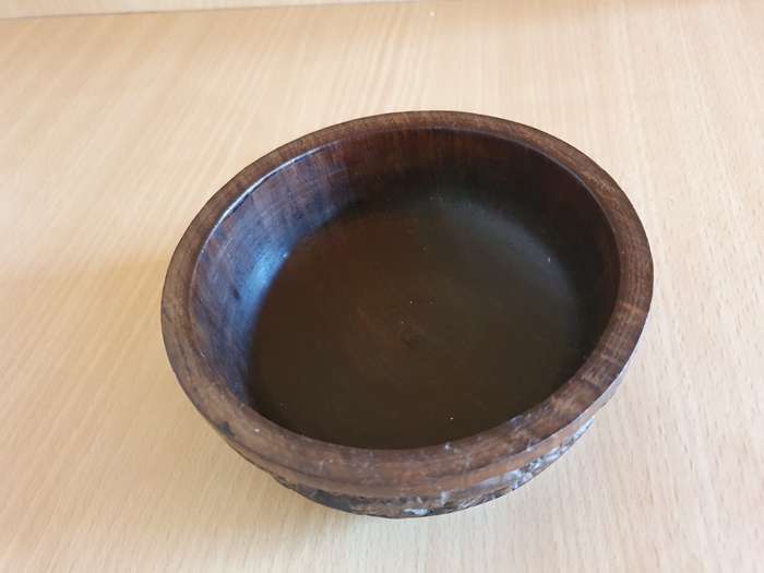 Round Carved Wooden Bowl - width 15cm height 4cm