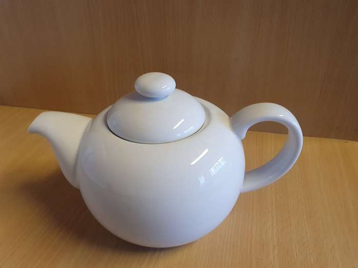 White Royal Porcelain Kingdom of Thailand Teapot