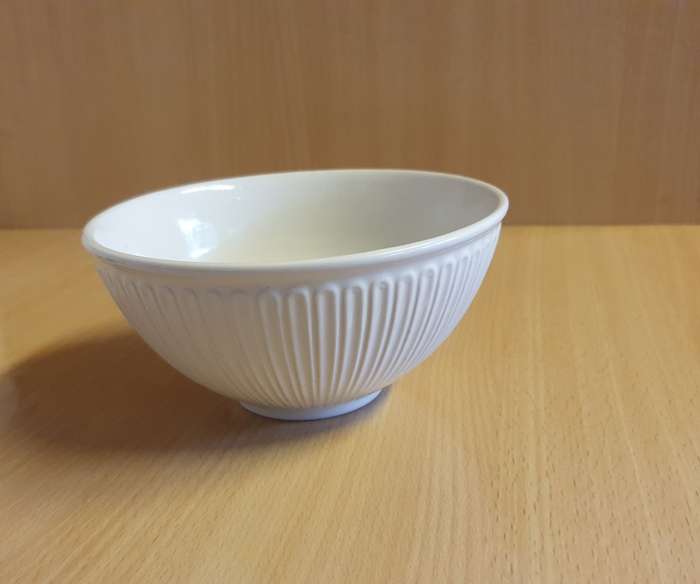 Round White Ceramic Bowl - width 15cm height 7cm