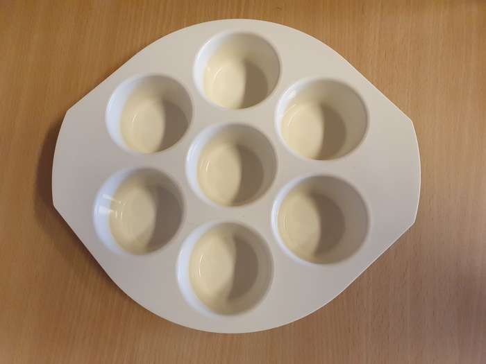 Microwave Muffin Pan