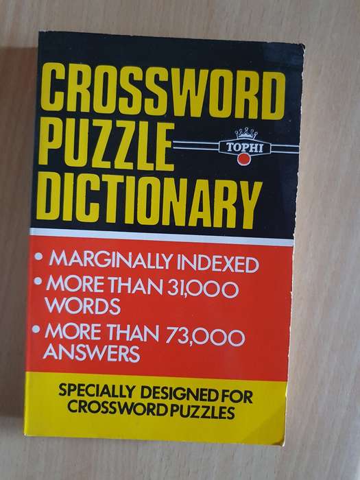 Crossword Puzzle Dictionary (Paperback)