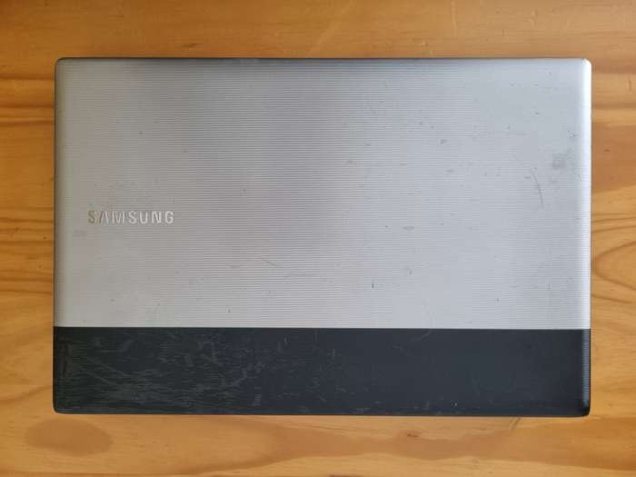 Samsung Notebook RV511 | Intel i3 | READ DESCRIPTION
