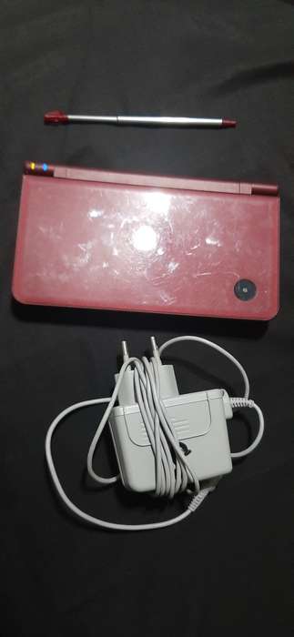 Nintendo DS Xl + 5 games