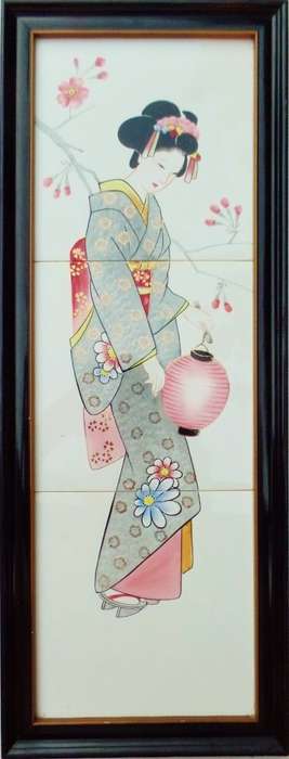 FRAMED ROYAL AVON WALL PLAQUE OF JAPANESE GEISHA