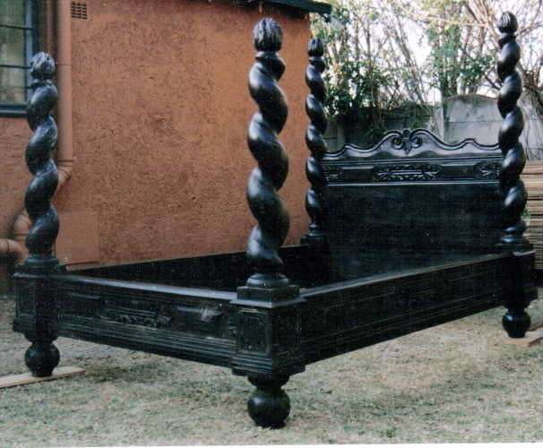 ANTIQUE HEAVILY CARVED FOUR POSTER BED