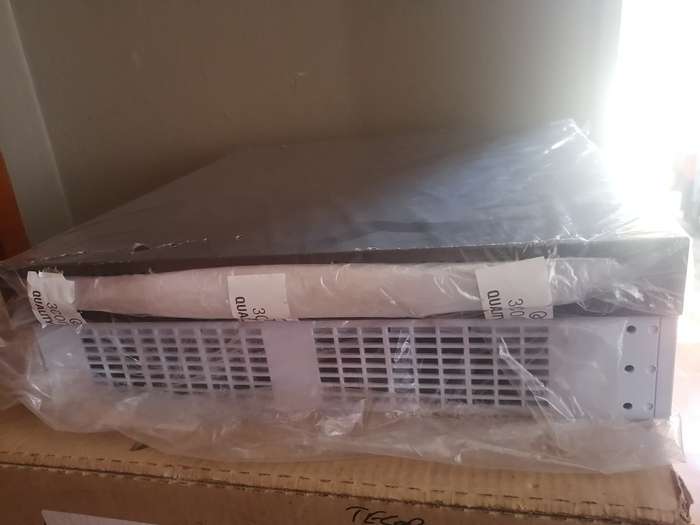 Lot of New & used Network switches 3COM, Planet & Cisco switches, all working