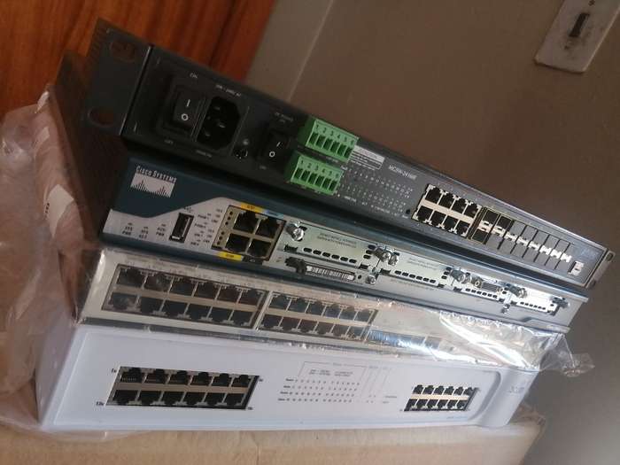 Lot of New & used Network switches 3COM, Planet & Cisco switches, all working