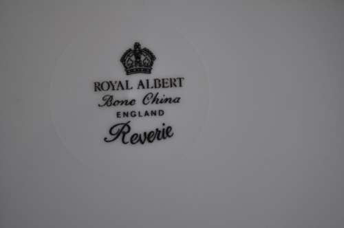 Royal Albert "Reverie" 40 Piece Tea Set   ---   Courier or Collections Please!!!