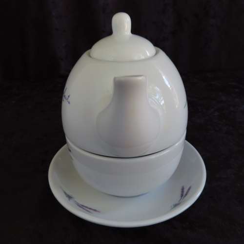 Margaret Roberts Collection Tea For One.