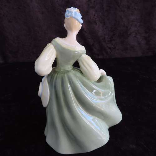 Royal Doulton Figurine `Fair Lady` HN 2193