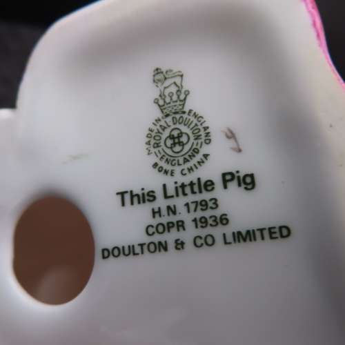 Royal Doulton Figurine `This Little Pig` HN 1793