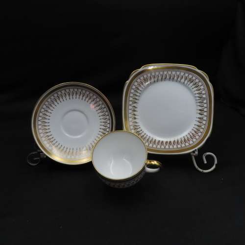 Royal Albert Crown China Unnamed 23 Piece Tea Set