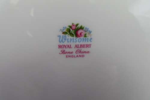 Royal Albert Winsome 40 Piece Tea Set./ Collection Only