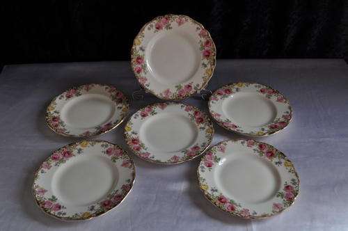 Royal Doulton "English Rose" D6071 -- 6 x Side Plates  --