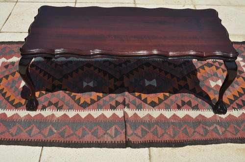 Imbuia Ball & Claw Coffee Table -- Collections Only!!!