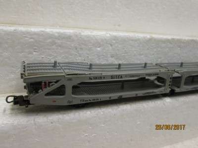 HO SCALE: LIMA FS ARTICULATED CAR CARRIER - LOT 990M