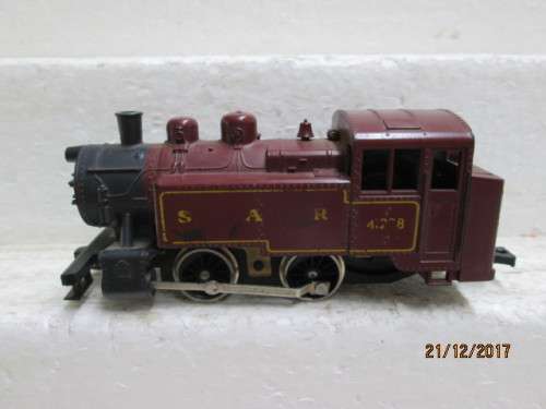 HO SCALE : LIMA RED SAR 0-4-0 STEAM LOCO - LOT 479Q