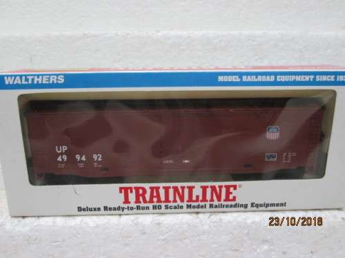 HO SCALE : WALTHERS 50' BOX CAR  (UNION PACIFIC) BOXED - LOT 659U