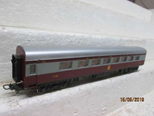 HO SCALE LIMA : SAR TRANS-KAROO DINING CAR  (BOXED) - LOT 258W
