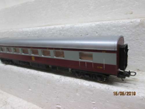 HO SCALE LIMA : SAR TRANS-KAROO DINING CAR  (BOXED) - LOT 259W