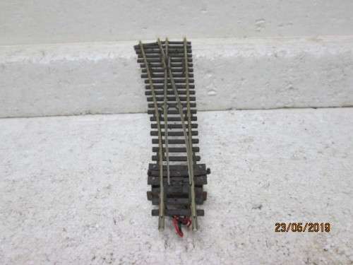 HO/OO SCALE : PECO LEFT HAND POINT WITH FITTED MOTOR - LOT 393W