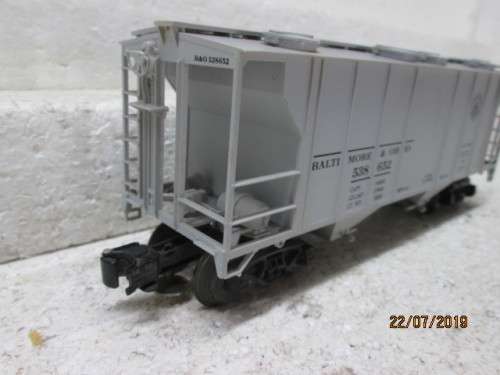 REDUCED TO CLEAR - O SCALE : BEV-BEL WEAVER 36FT OFFSET -SIDE HOPPER (BOXED)