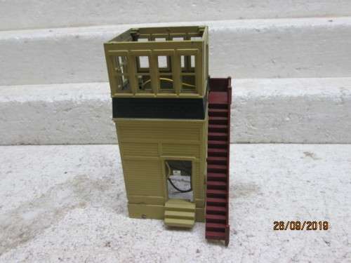S SCALE : AMERICAN FLYER SIGNAL CABIN - LOT 771X