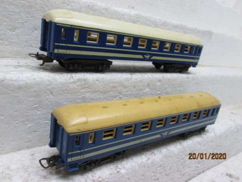 HO SCALE : LIMA SAR x2 BLUE EXPRESS COACHES - LOT 13Z