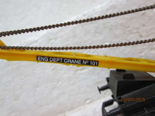 OO SCALE : HORNBY RAIL CRANE - LOT 84z