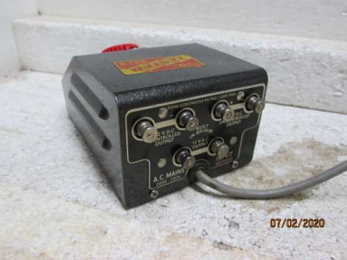 HO/OO SCALE : TRI-ANG CONTROLLER / TRANSFORMER - LOT 218z